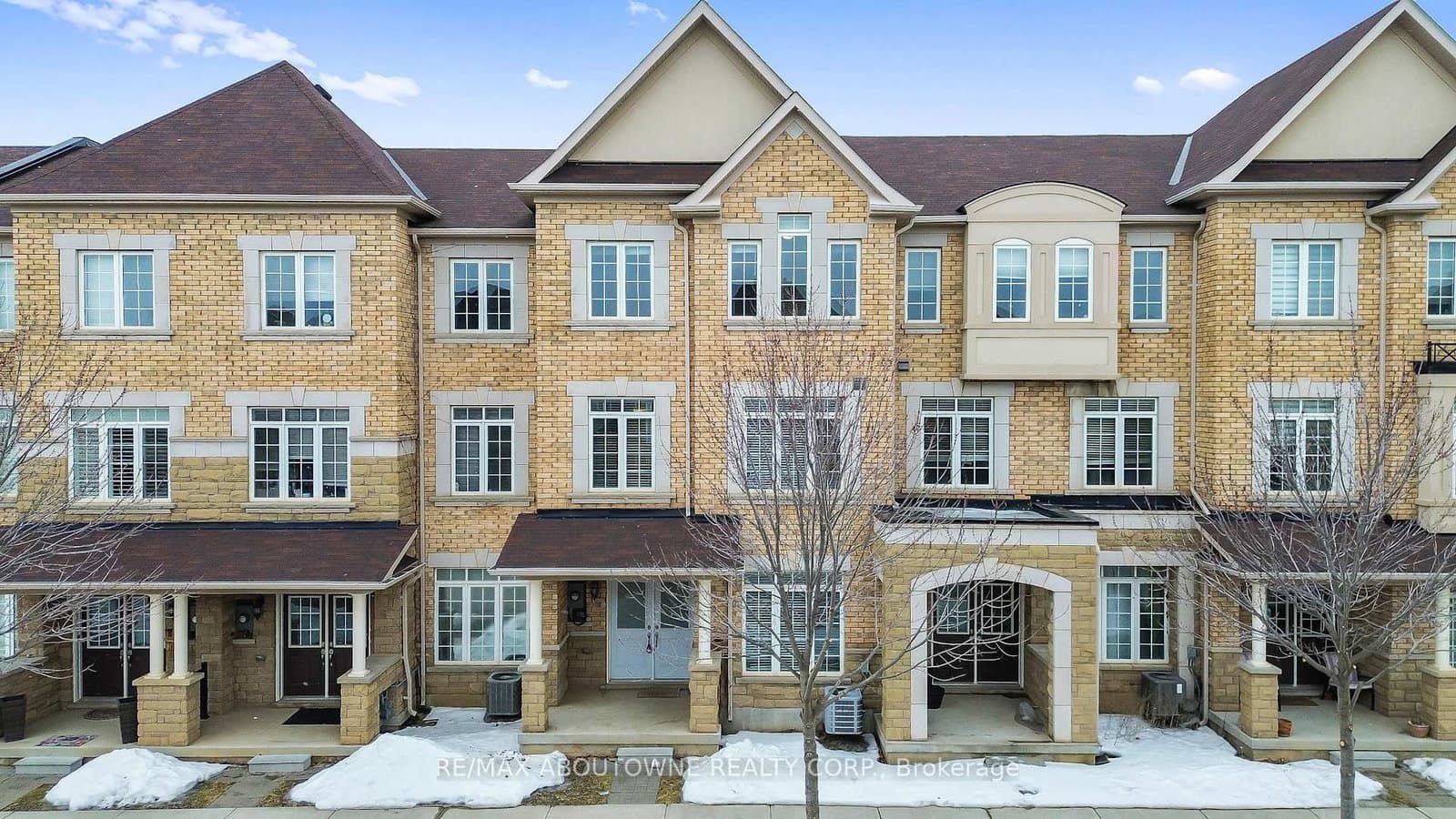 3082 Eberly Woods Drive