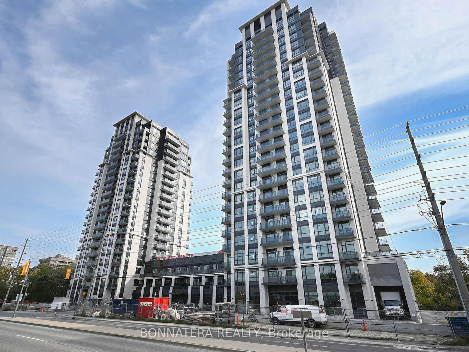 202 Burnhamthorpe Road E, Unit 1602