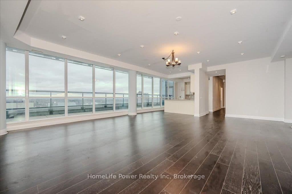 1 Hurontario Street, Unit 2001 thumbnail 13
