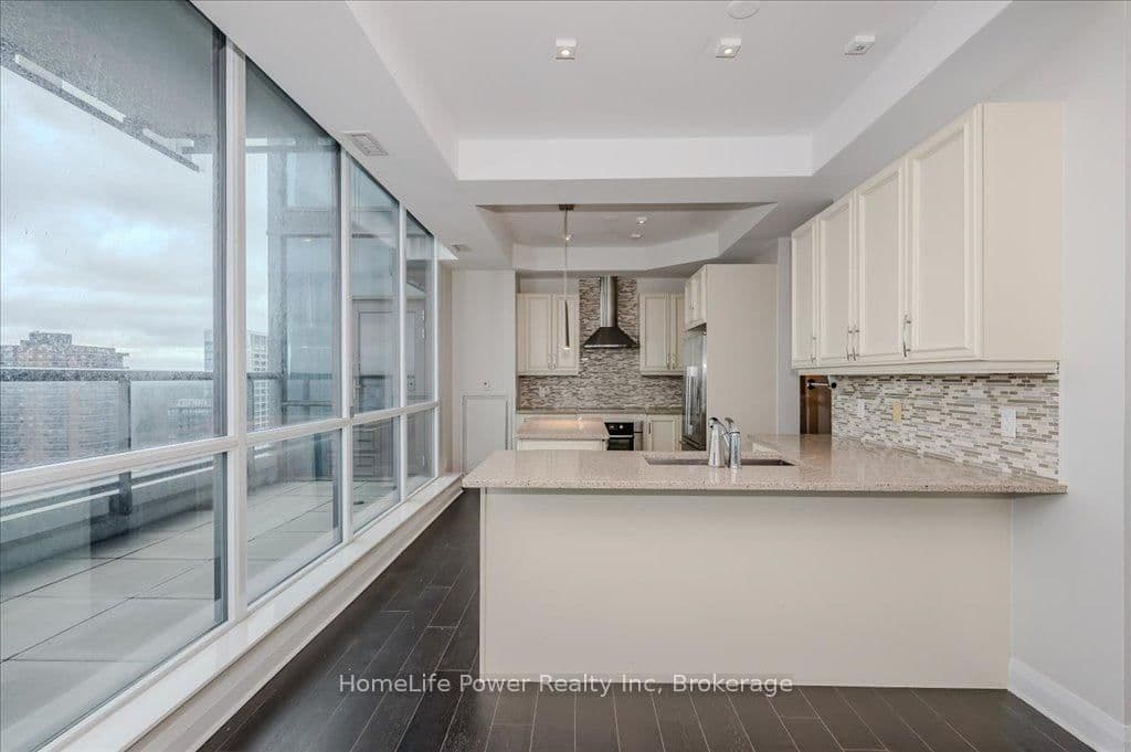 1 Hurontario Street, Unit 2001 thumbnail 16