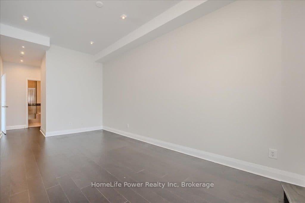 1 Hurontario Street, Unit 2001 thumbnail 29