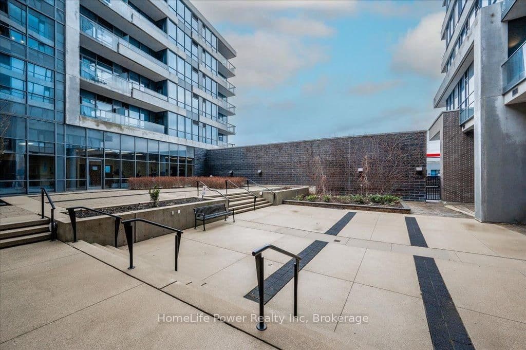 1 Hurontario Street, Unit 2001 thumbnail 45