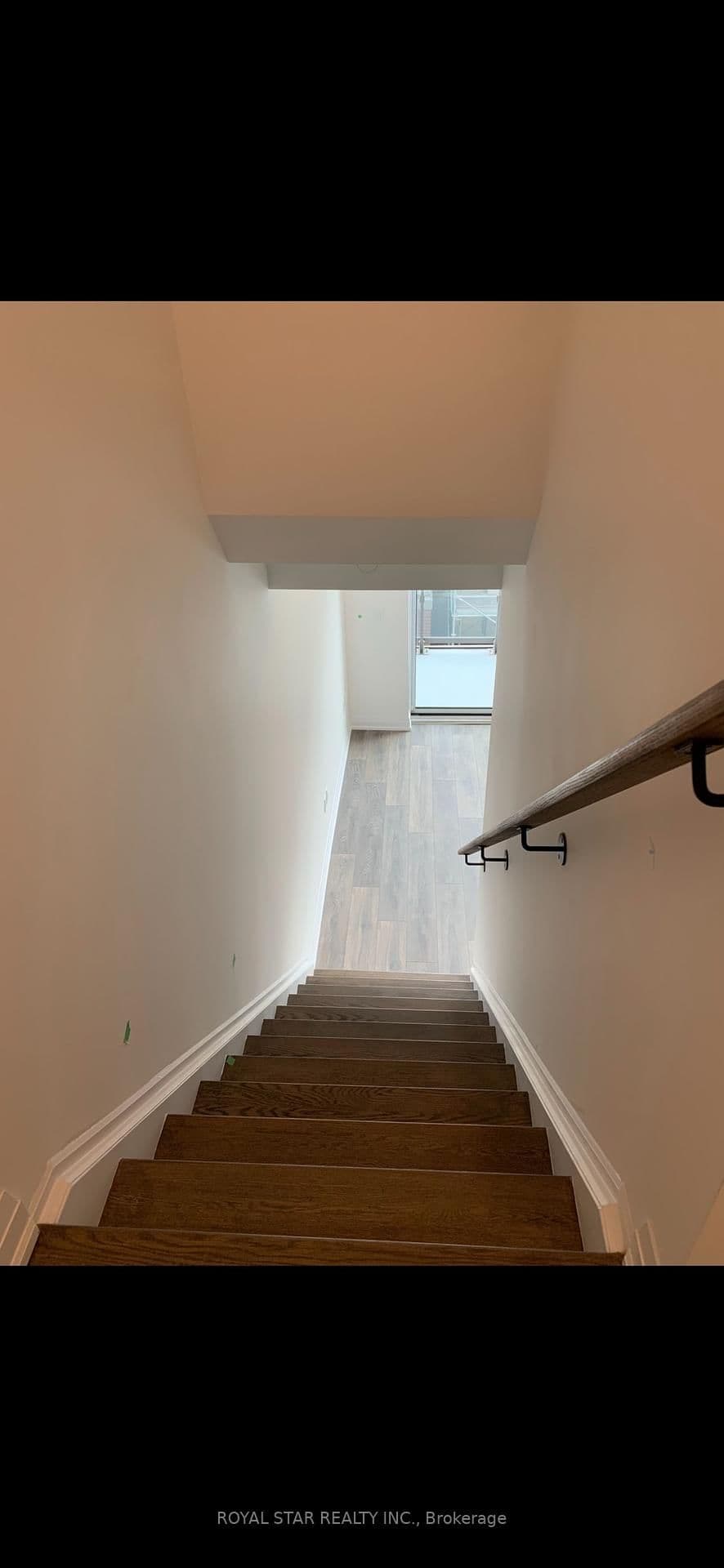 95 Attmar Drive, Unit 313 thumbnail 2