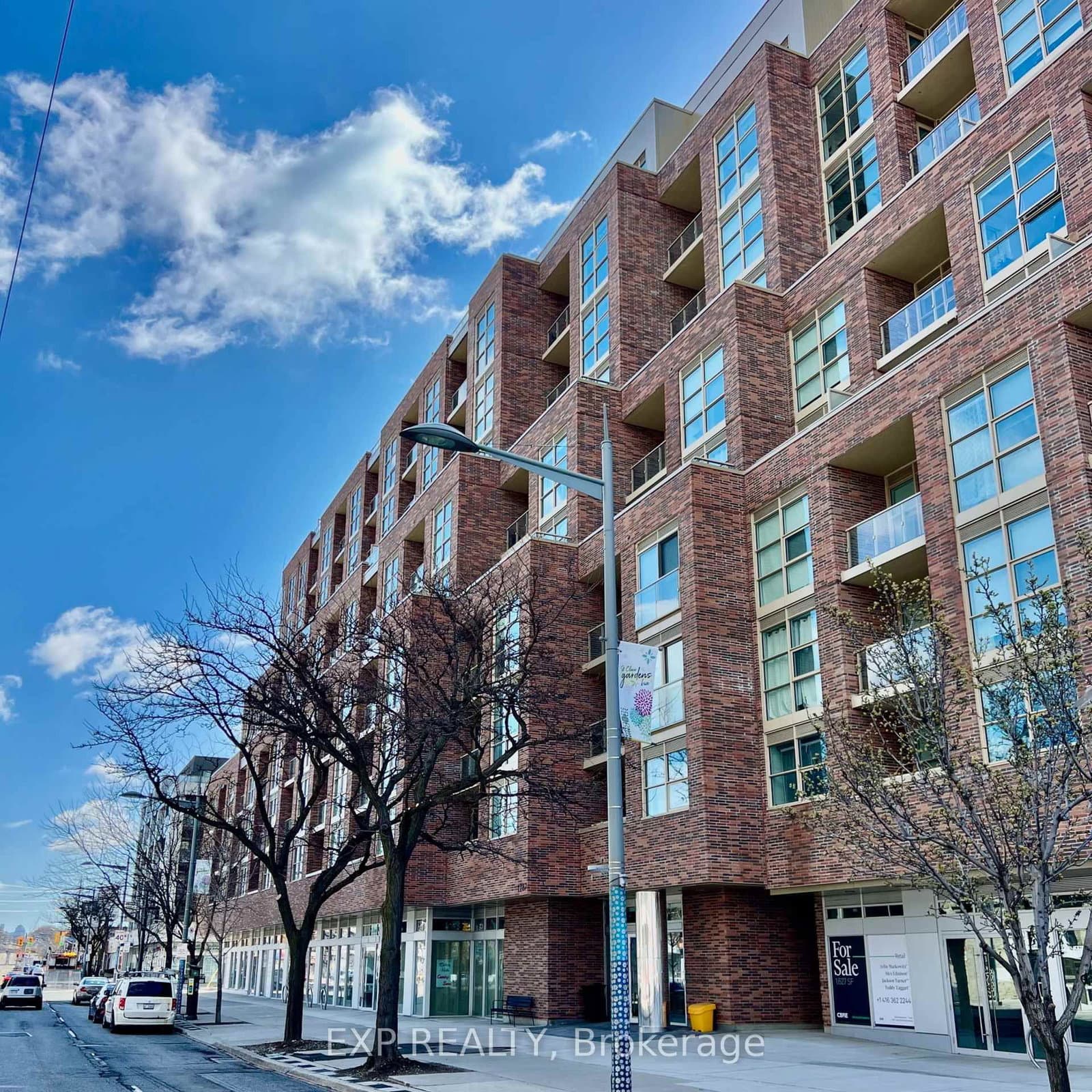 1787 St Clair Avenue W, Unit 218
