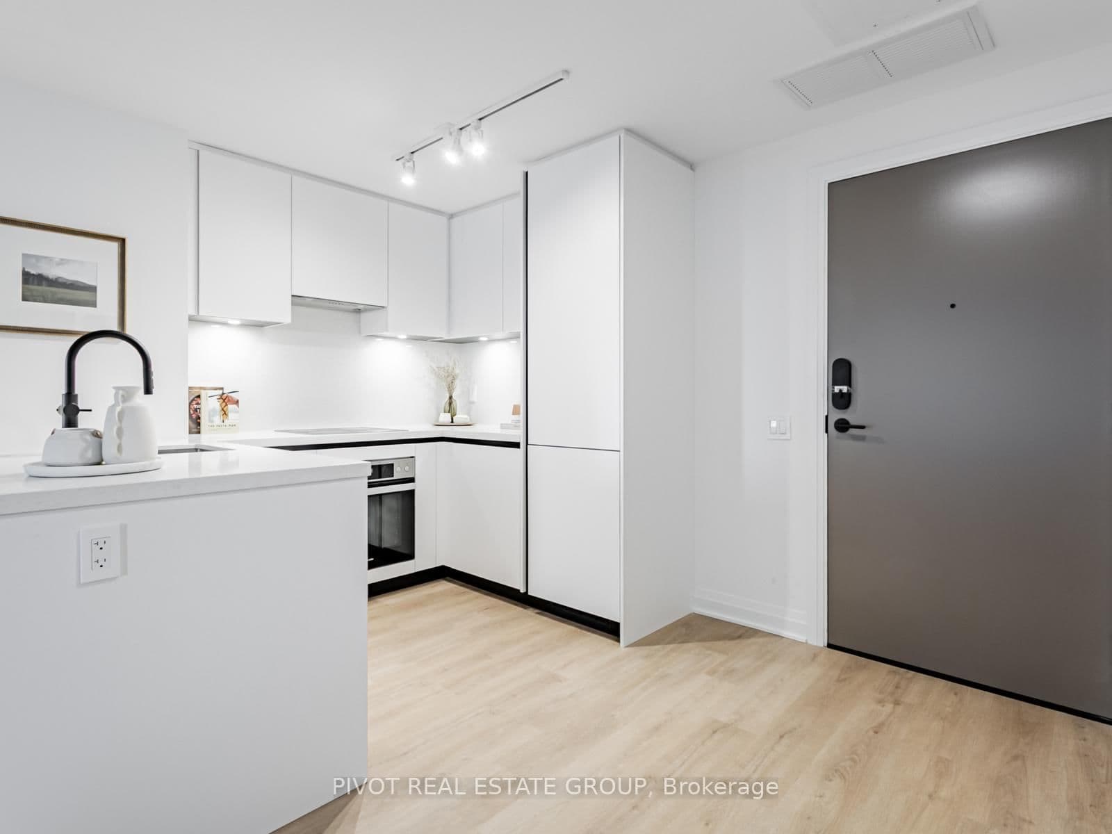 4023 The Exchange, Unit 1303