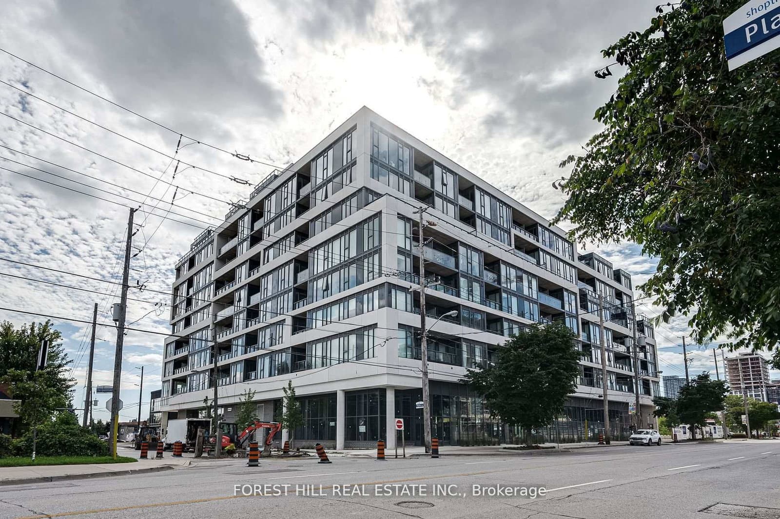 859 The Queensway, Unit 201