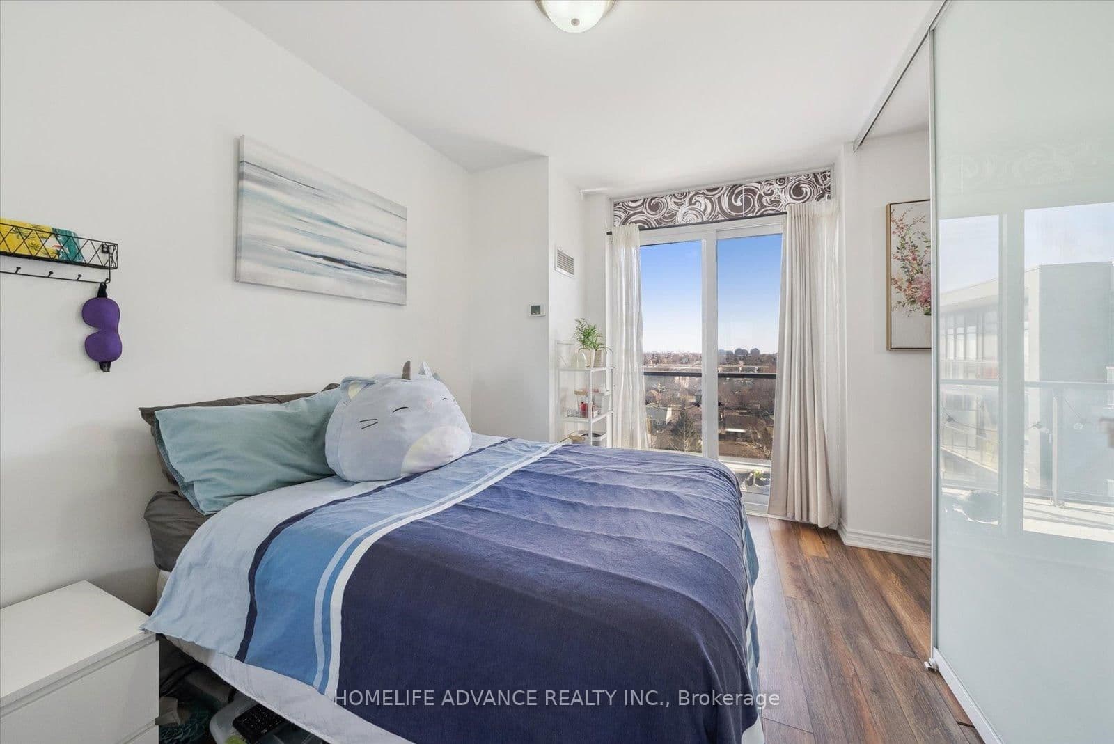 15 James Finlay Way, Unit 1117 thumbnail 15