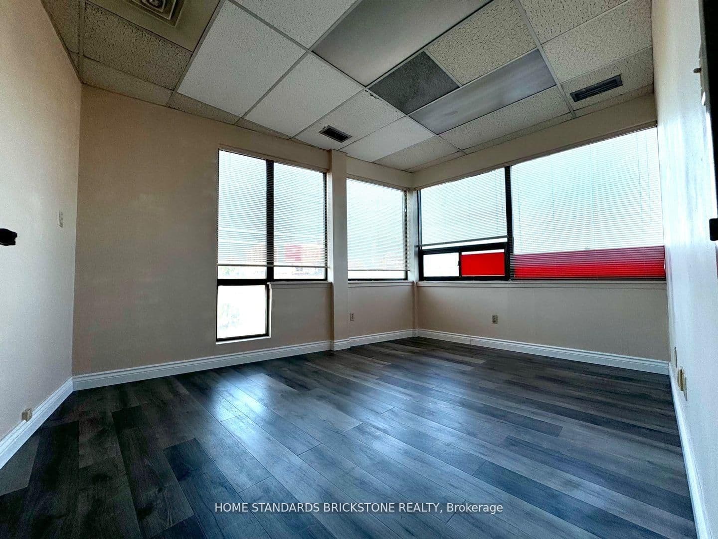 1680 Jane Street, Unit 203 thumbnail 4