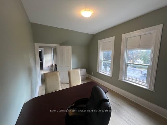 266 Main Street N, Unit 1 thumbnail 8
