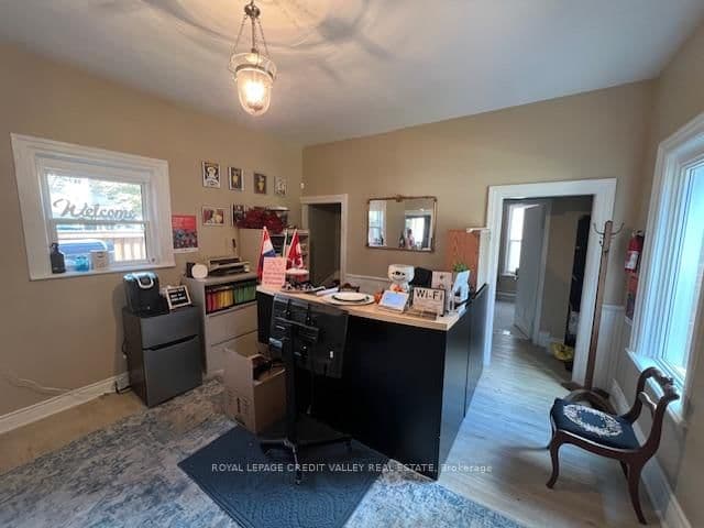 266 Main Street N, Unit 2 thumbnail 4