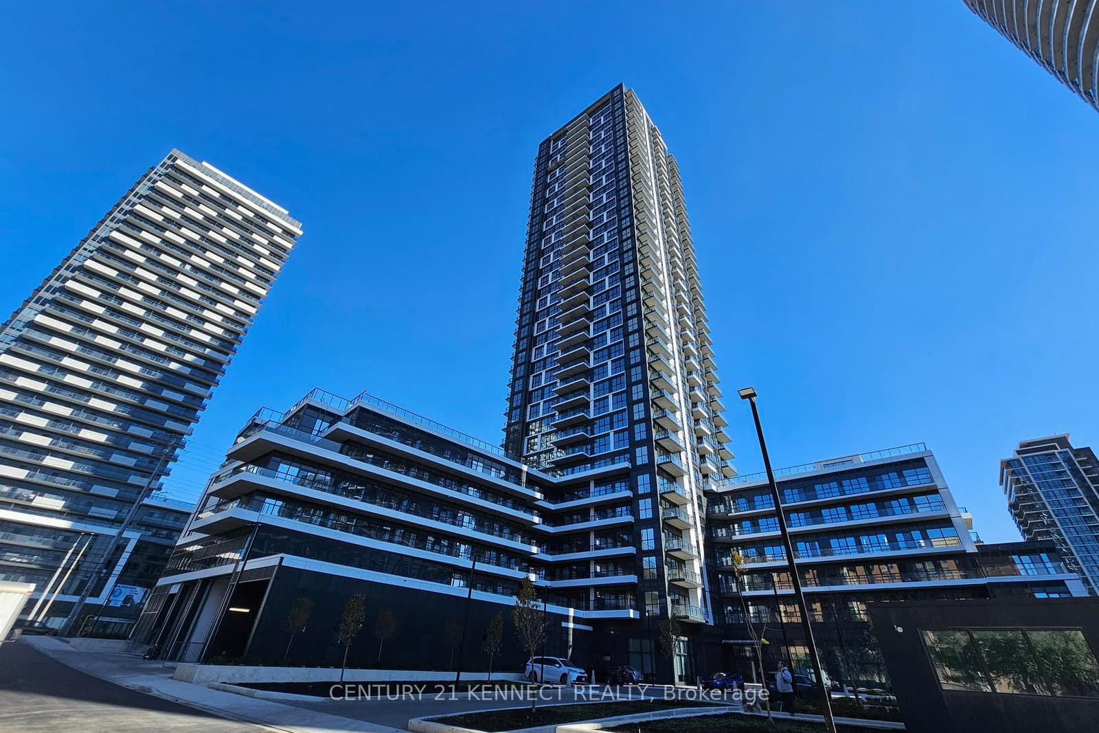 15 Watergarden Drive, Unit 1705