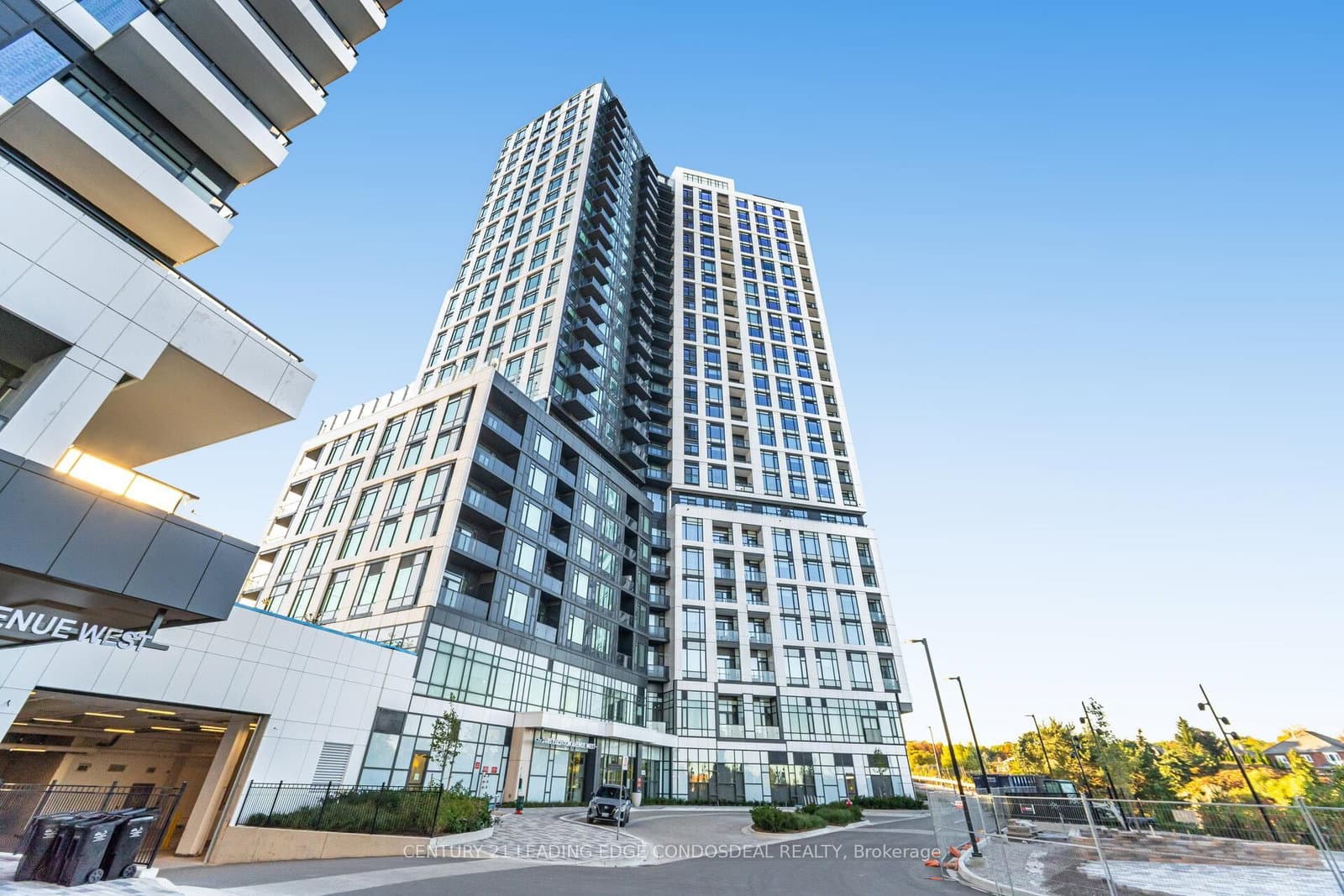 2495 Eglinton Avenue W, Unit 1601