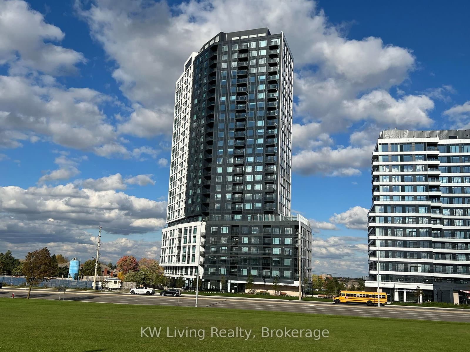 2495 Eglinton Avenue W, Unit 1213