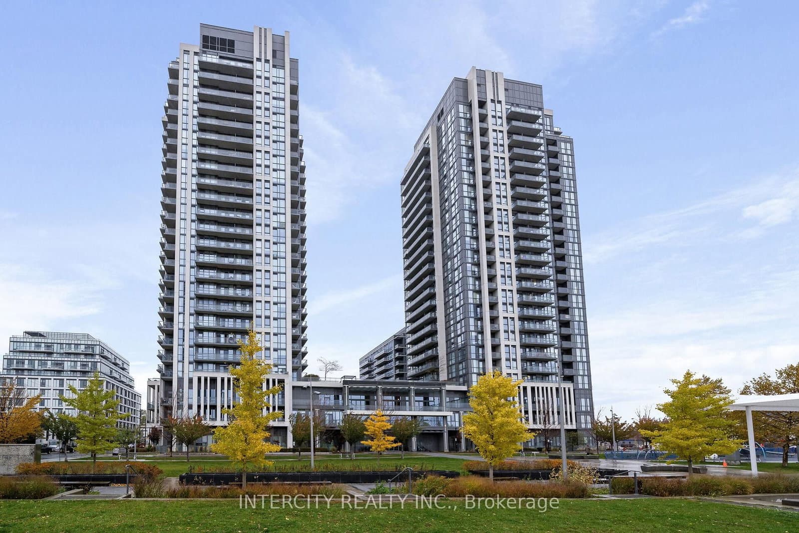 15 Zorra Street, Unit 2010