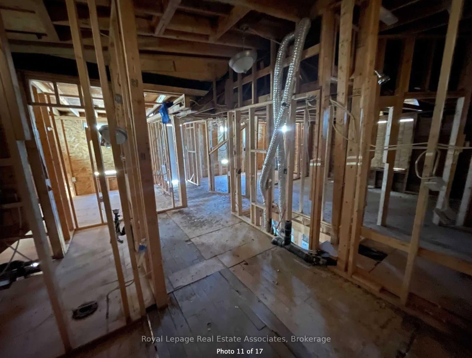 11 Stavebank Road N thumbnail 7