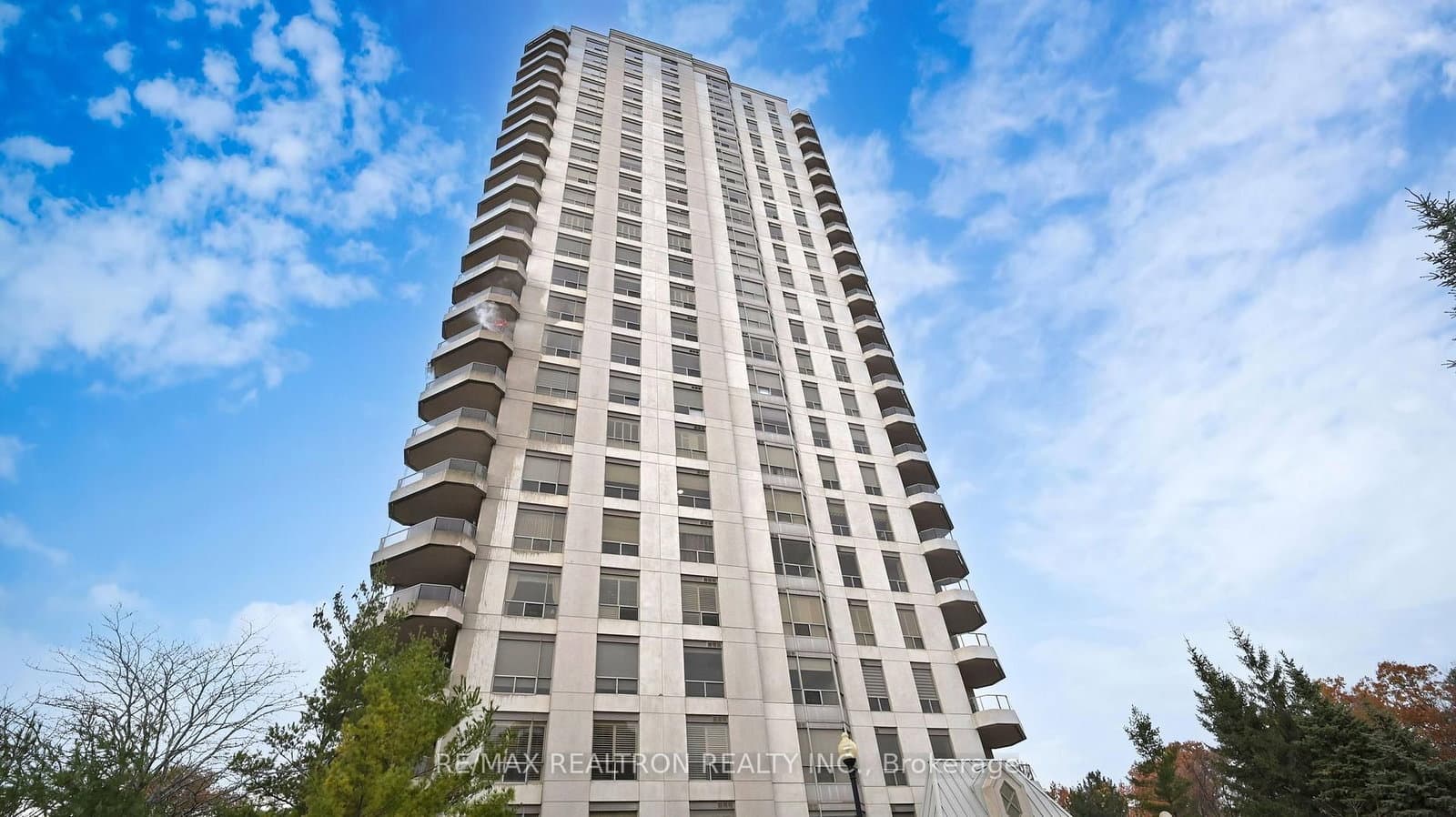 1900 The Collegeway, Unit 1105