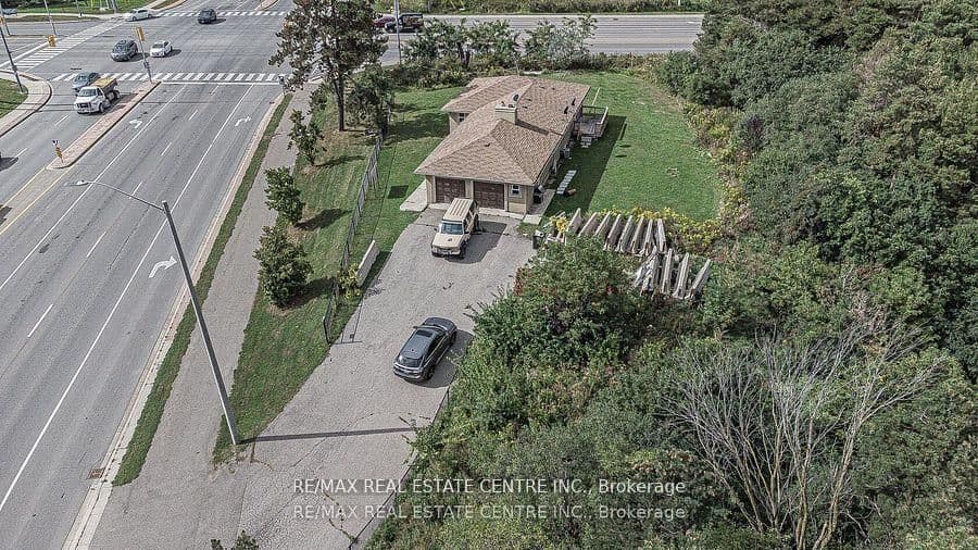 3024 Countryside Drive thumbnail 5