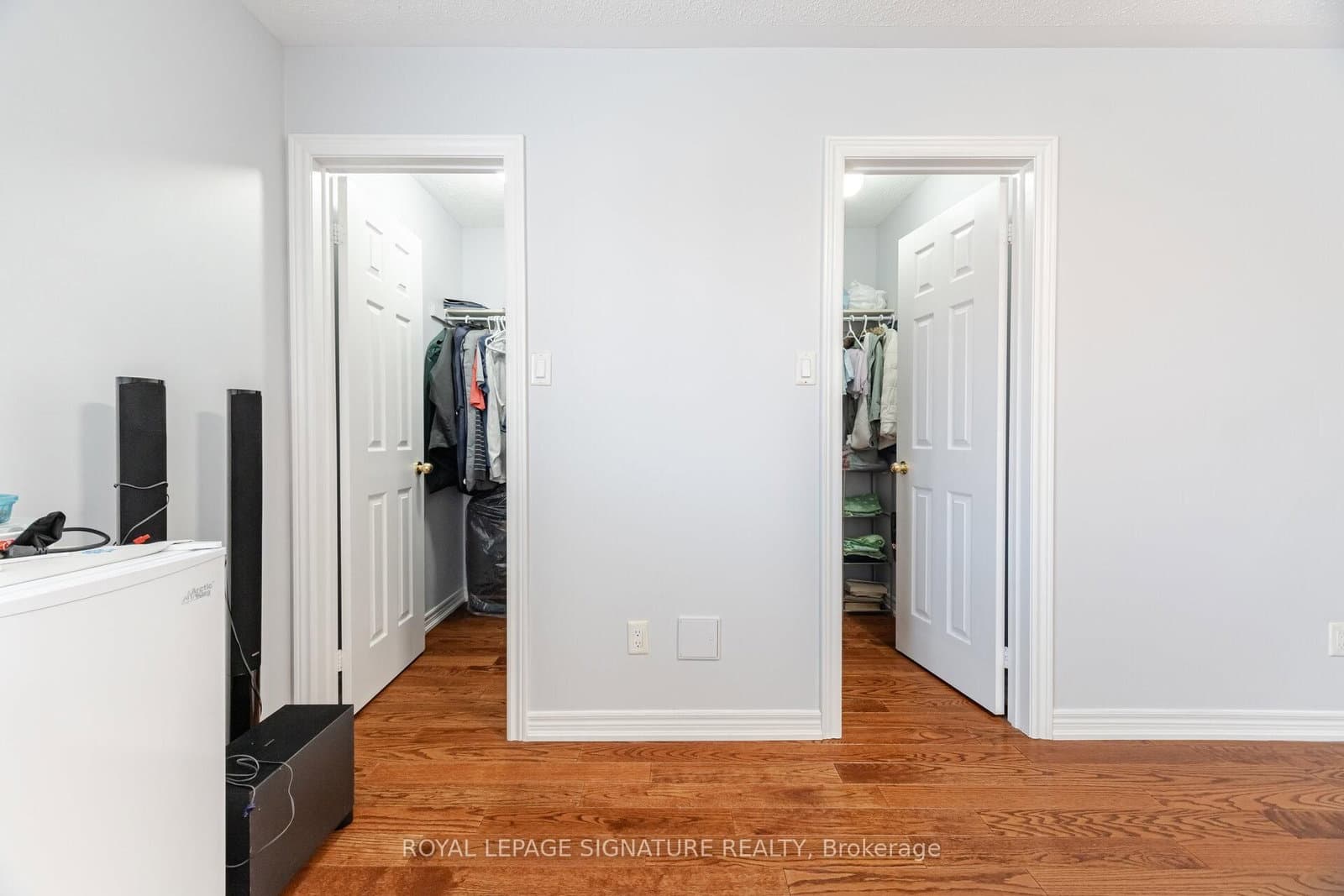 443 Comiskey Crescent thumbnail 29