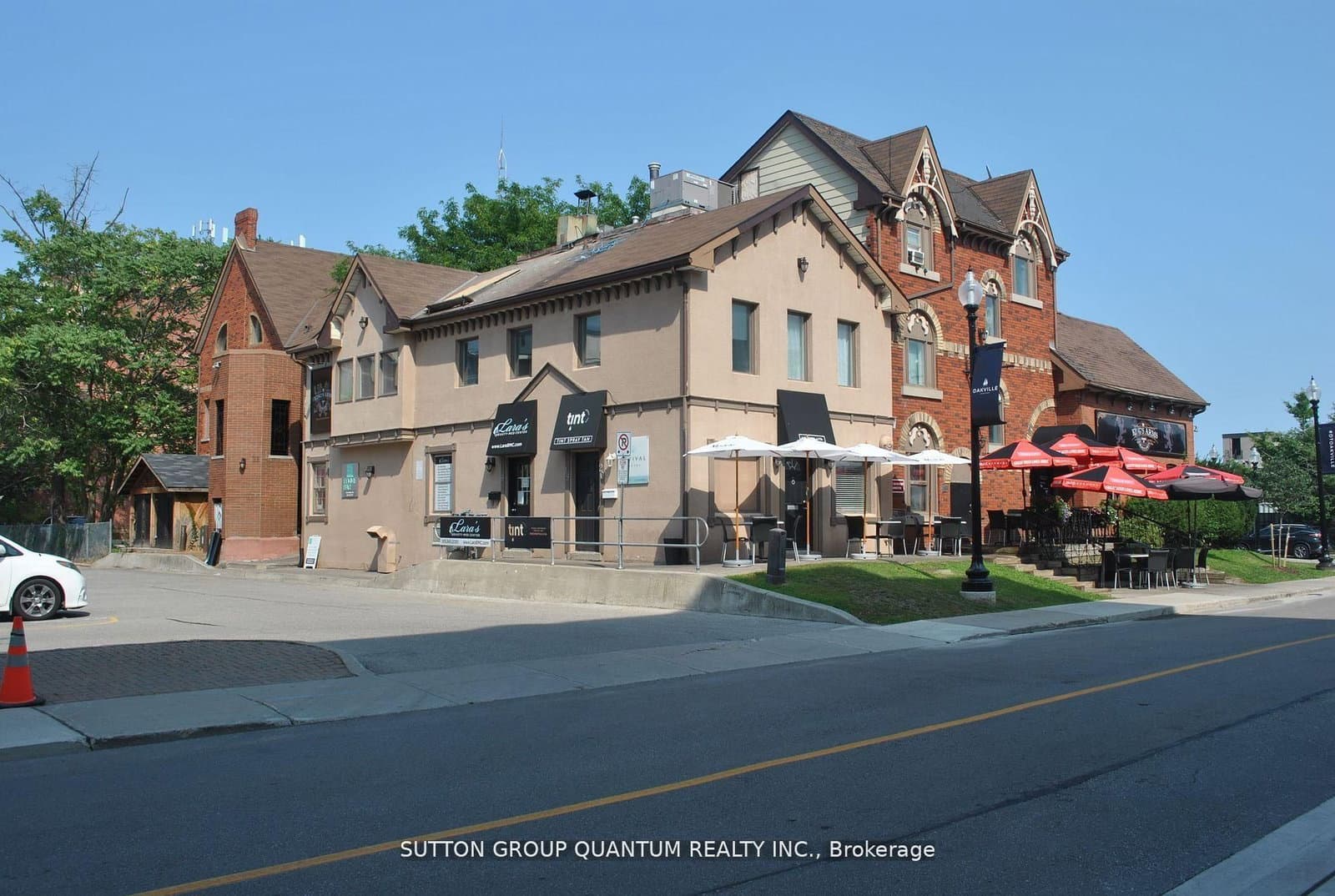 323 Church Street, Unit 2 thumbnail 20