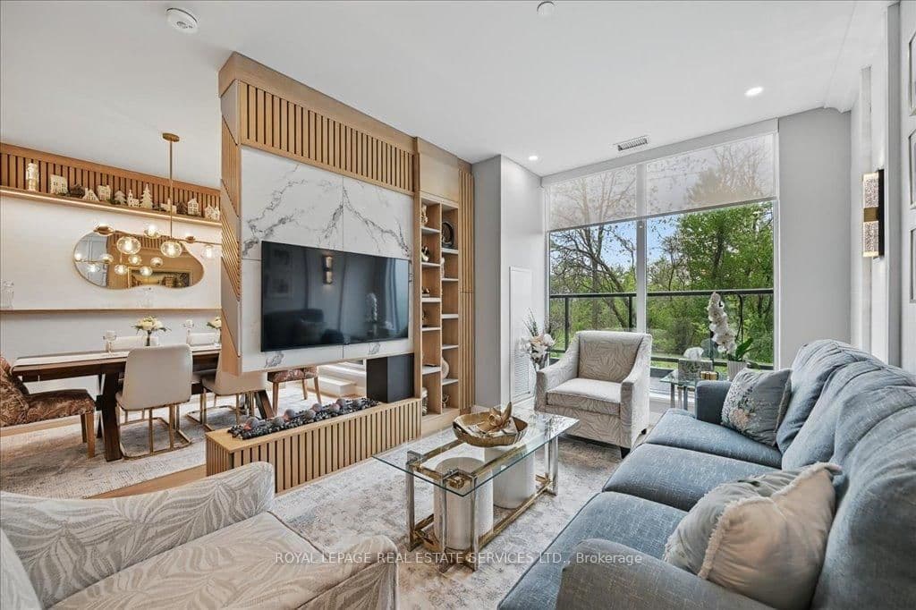 2489 Taunton Road, Unit 108