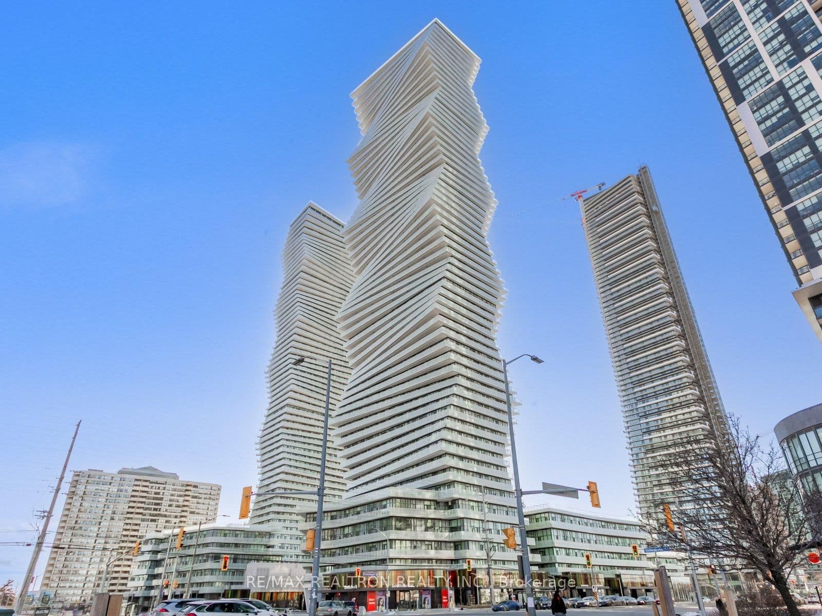 #1612 - 3900 Confederation Parkway