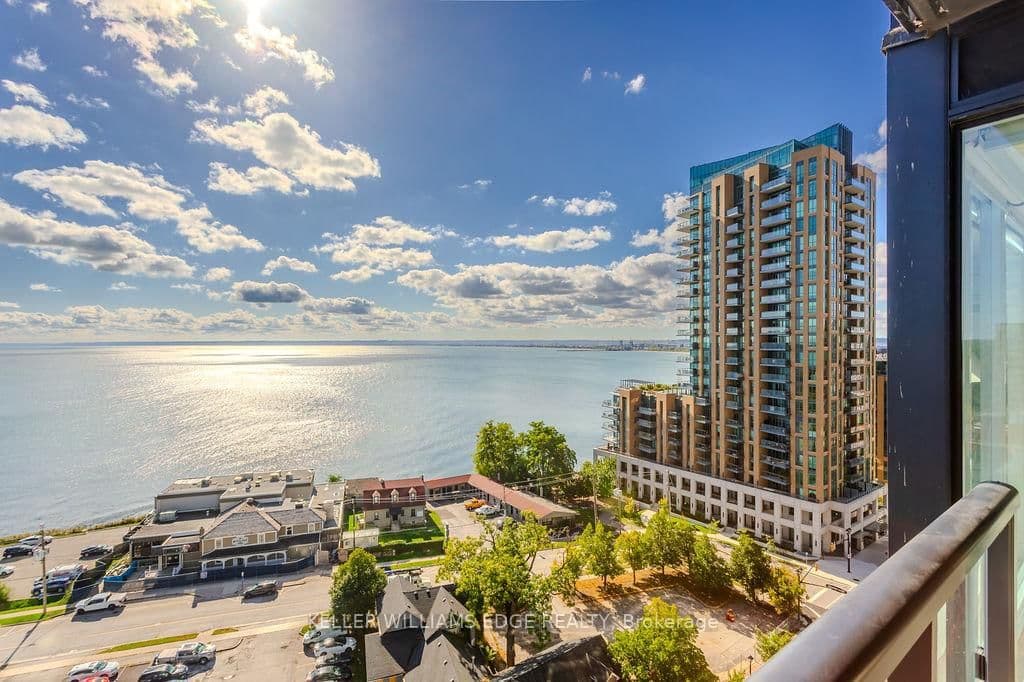 370 Martha Street, Unit 1207