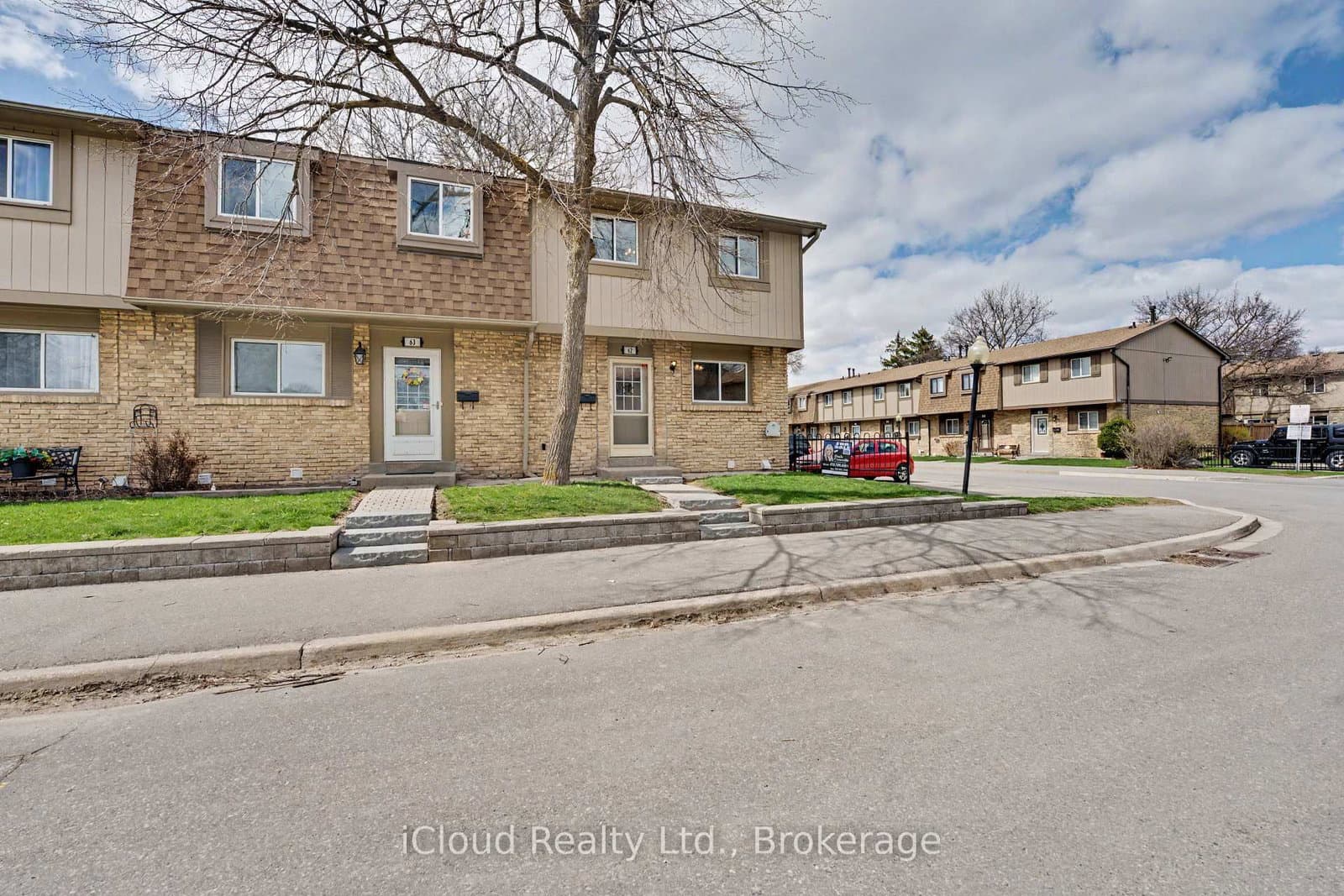 81 Hansen Road, Unit 62 thumbnail 2
