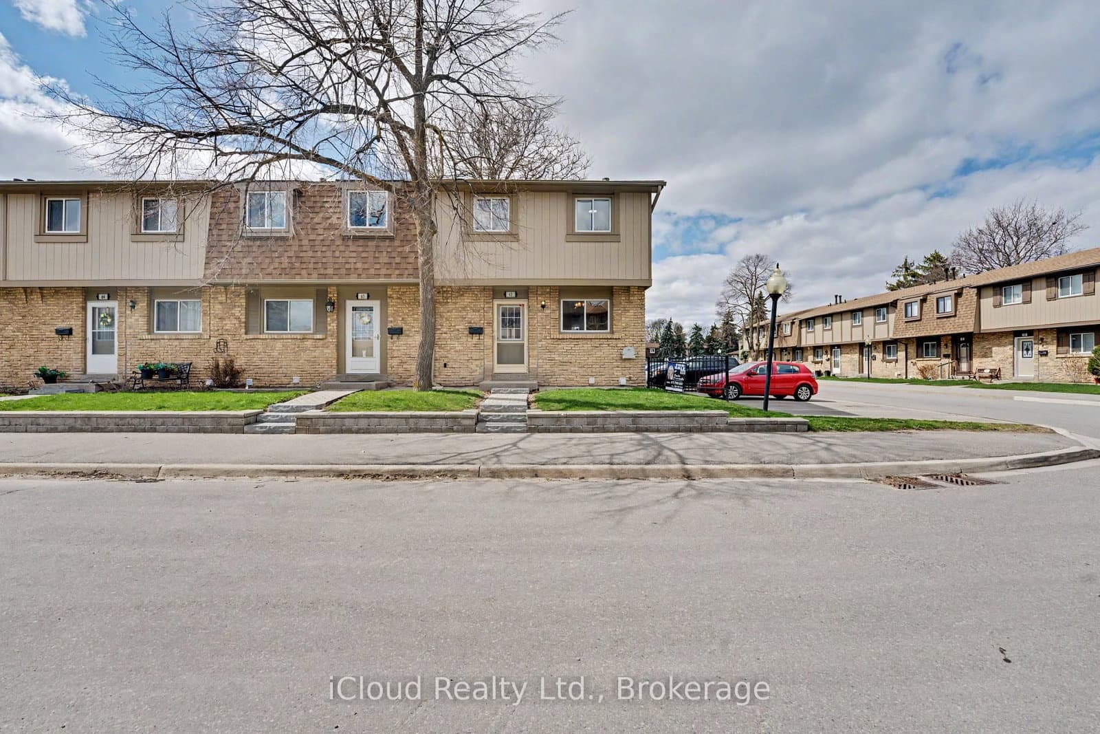 81 Hansen Road, Unit 62 thumbnail 3