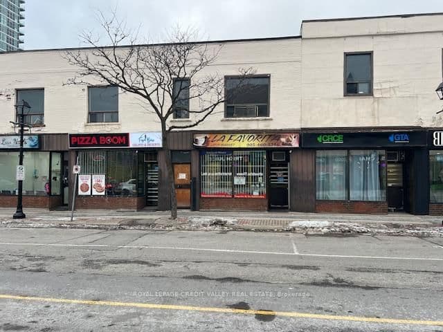 18 Queen Street W - Image 1