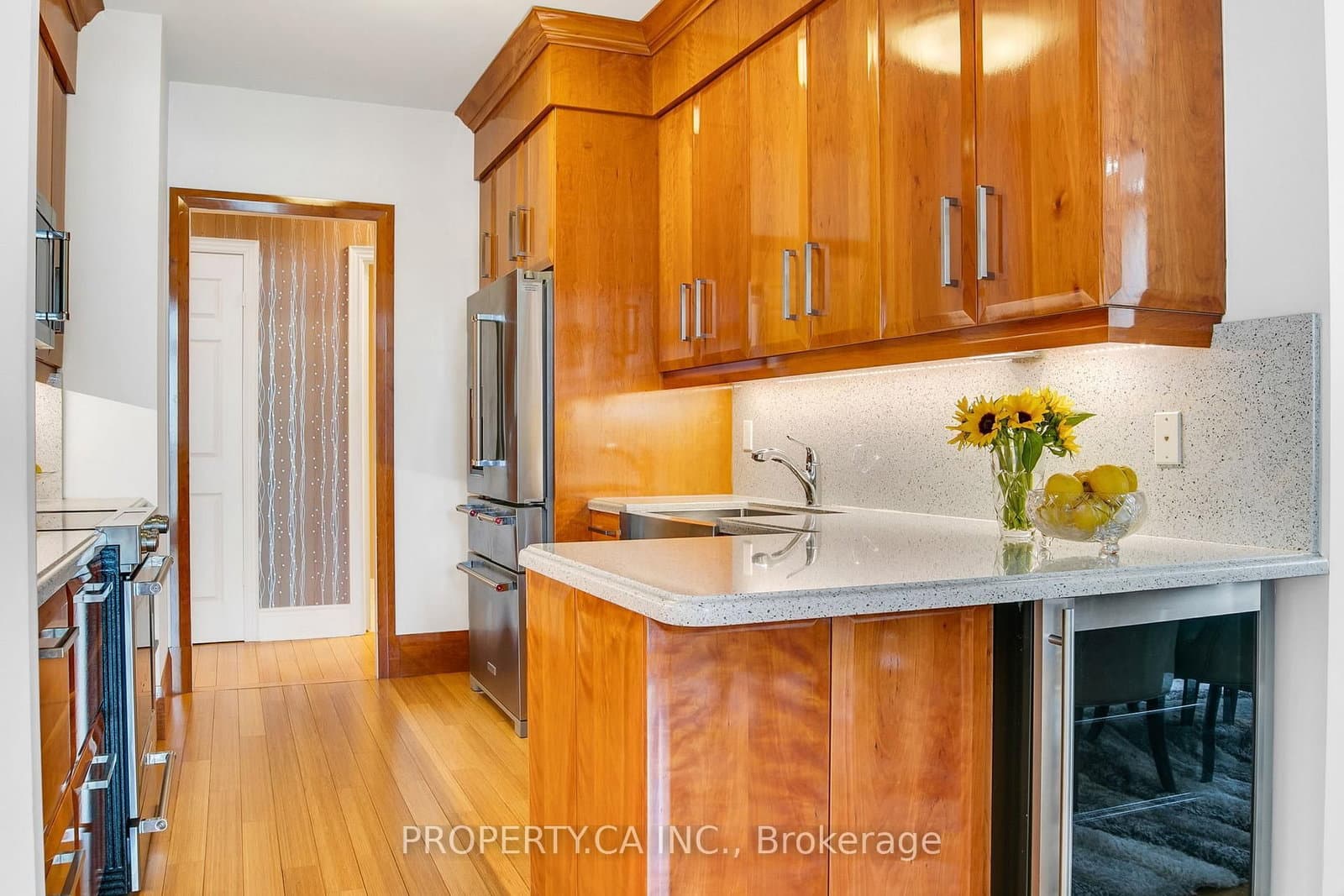 3880 Duke Of York Boulevard, Unit 2804 thumbnail 15