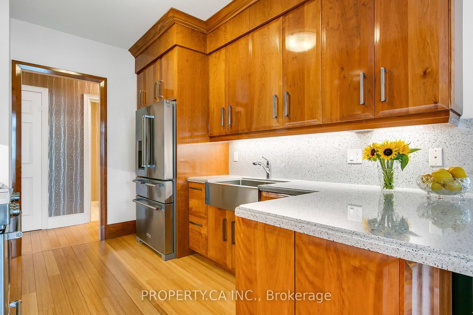 3880 Duke Of York Boulevard, Unit 2804 thumbnail 16