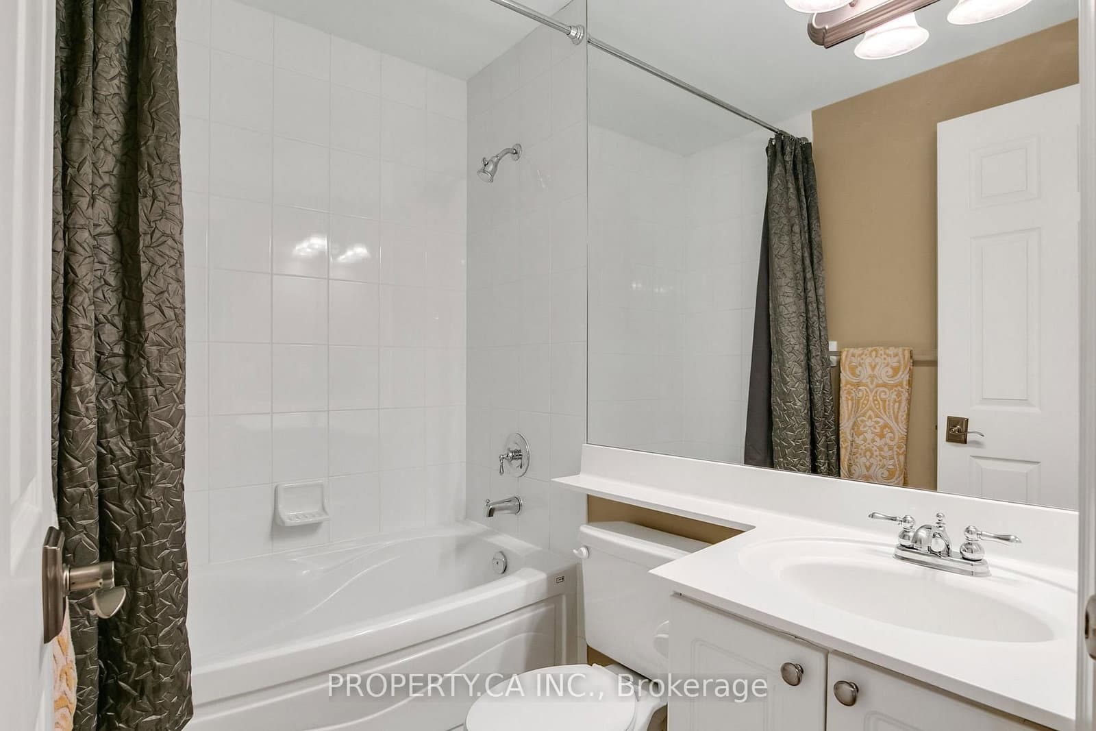 3880 Duke Of York Boulevard, Unit 2804 thumbnail 33