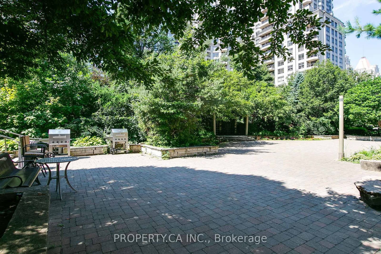 3880 Duke Of York Boulevard, Unit 2804 thumbnail 37