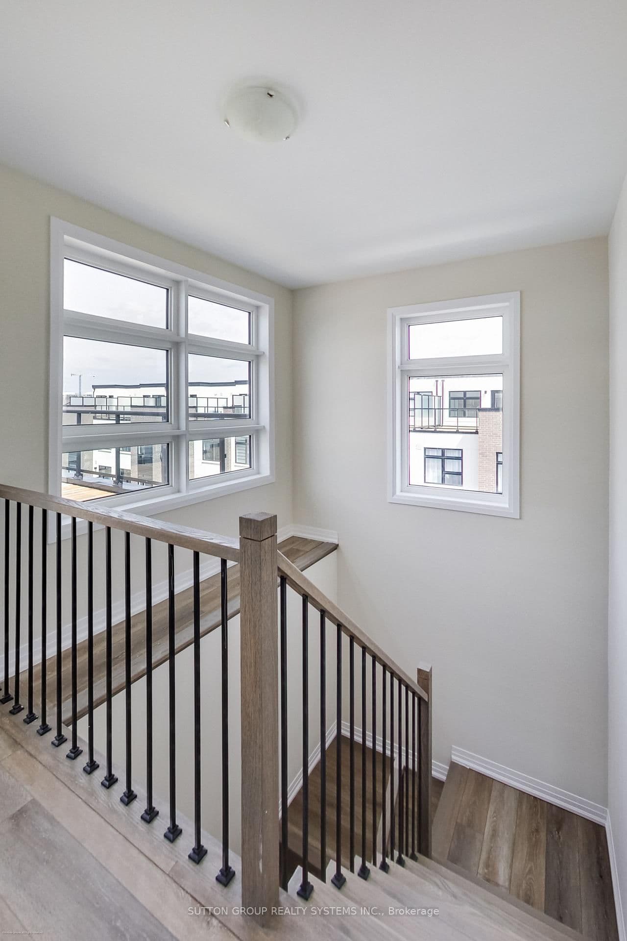 1593 Rose Way, Unit 102 thumbnail 11