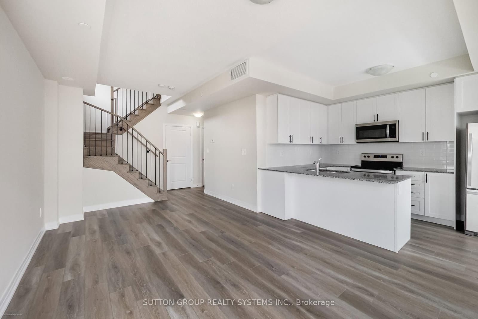 1593 Rose Way, Unit 102 thumbnail 5