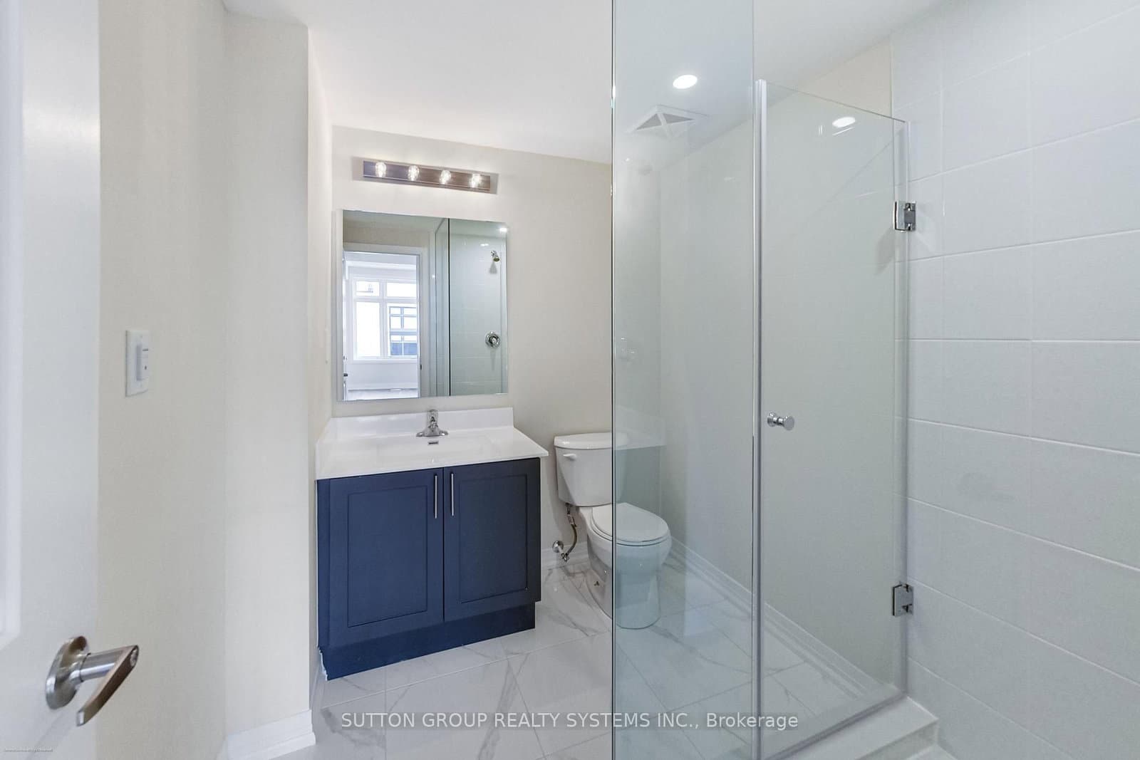 1593 Rose Way, Unit 102 thumbnail 8