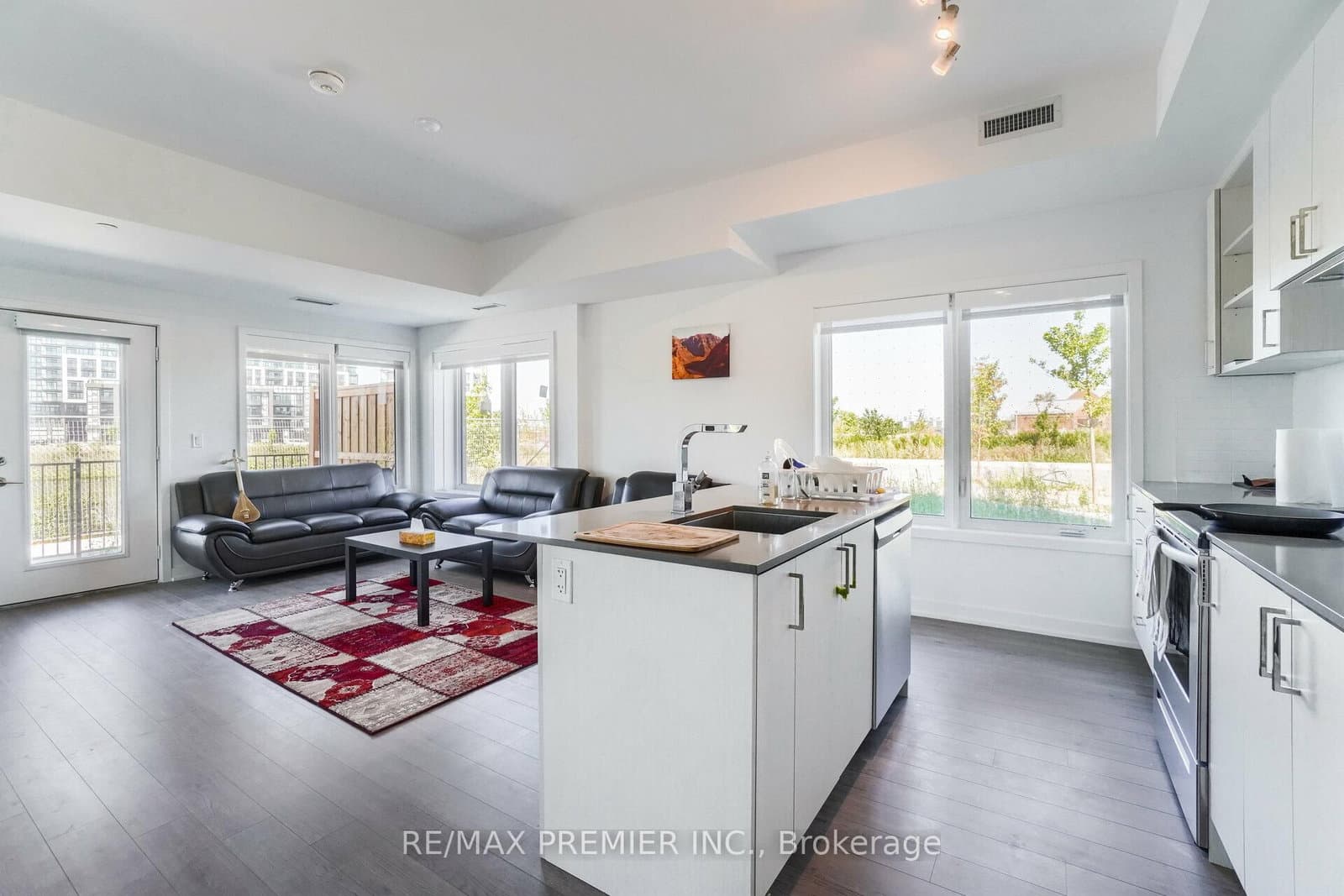 155 Downsview Park Boulevard, Unit 116 thumbnail 10