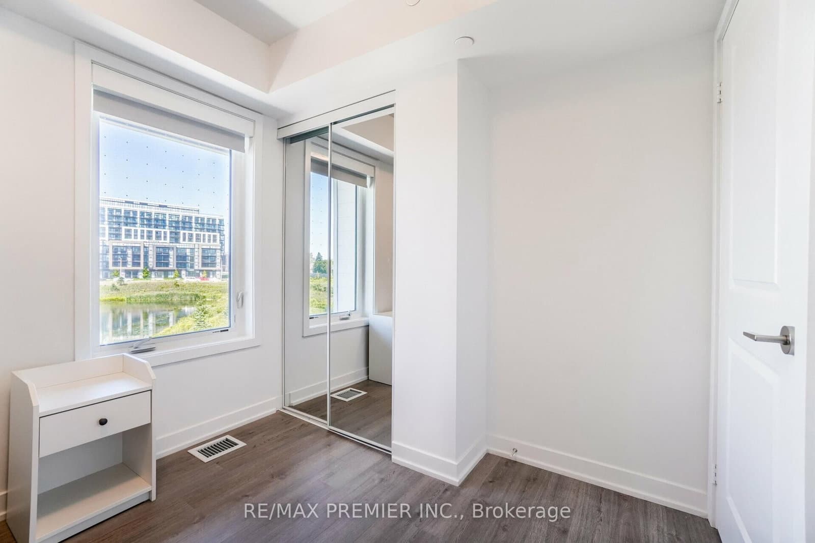 155 Downsview Park Boulevard, Unit 116 thumbnail 25