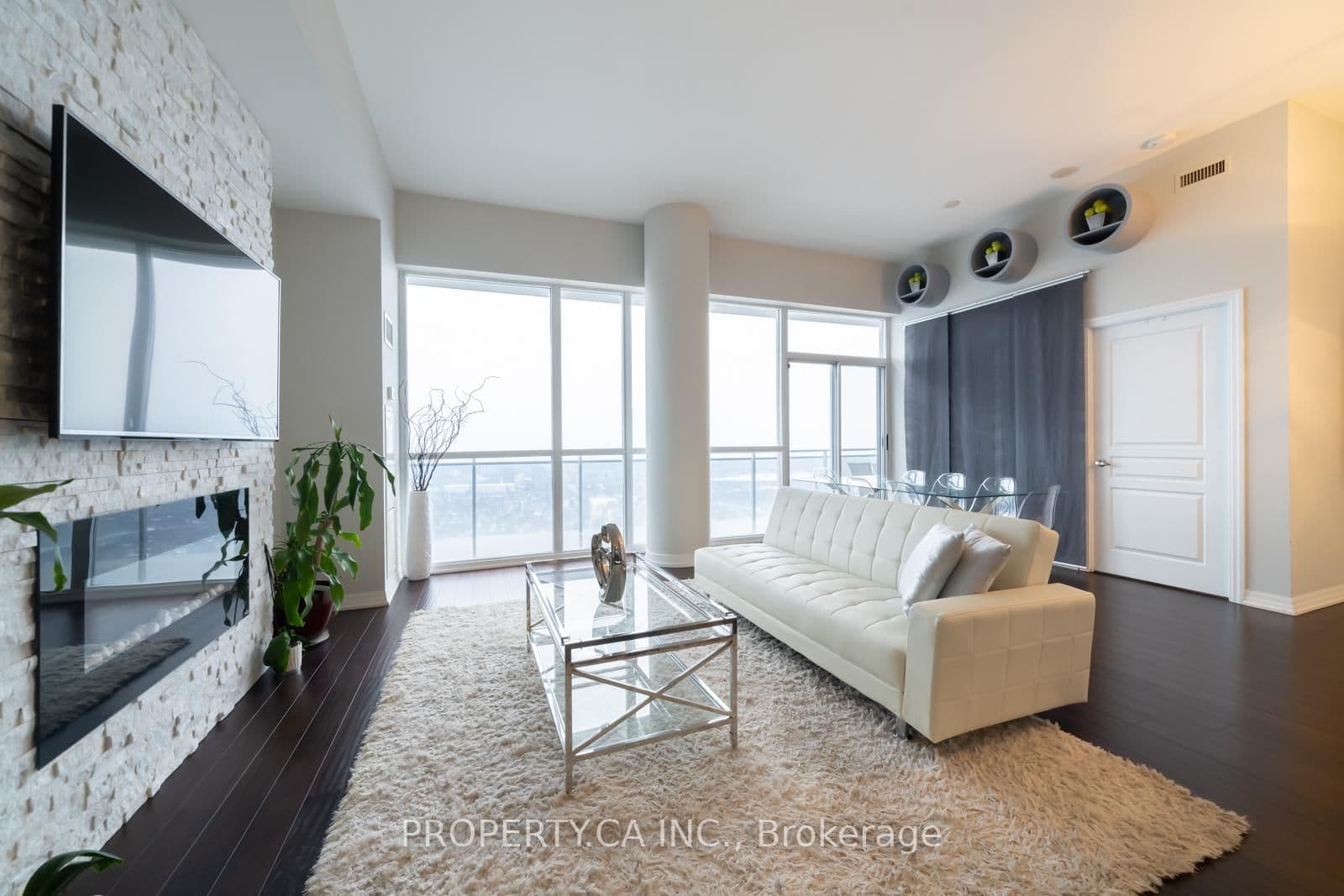 #PH3504 - 223 Webb Drive