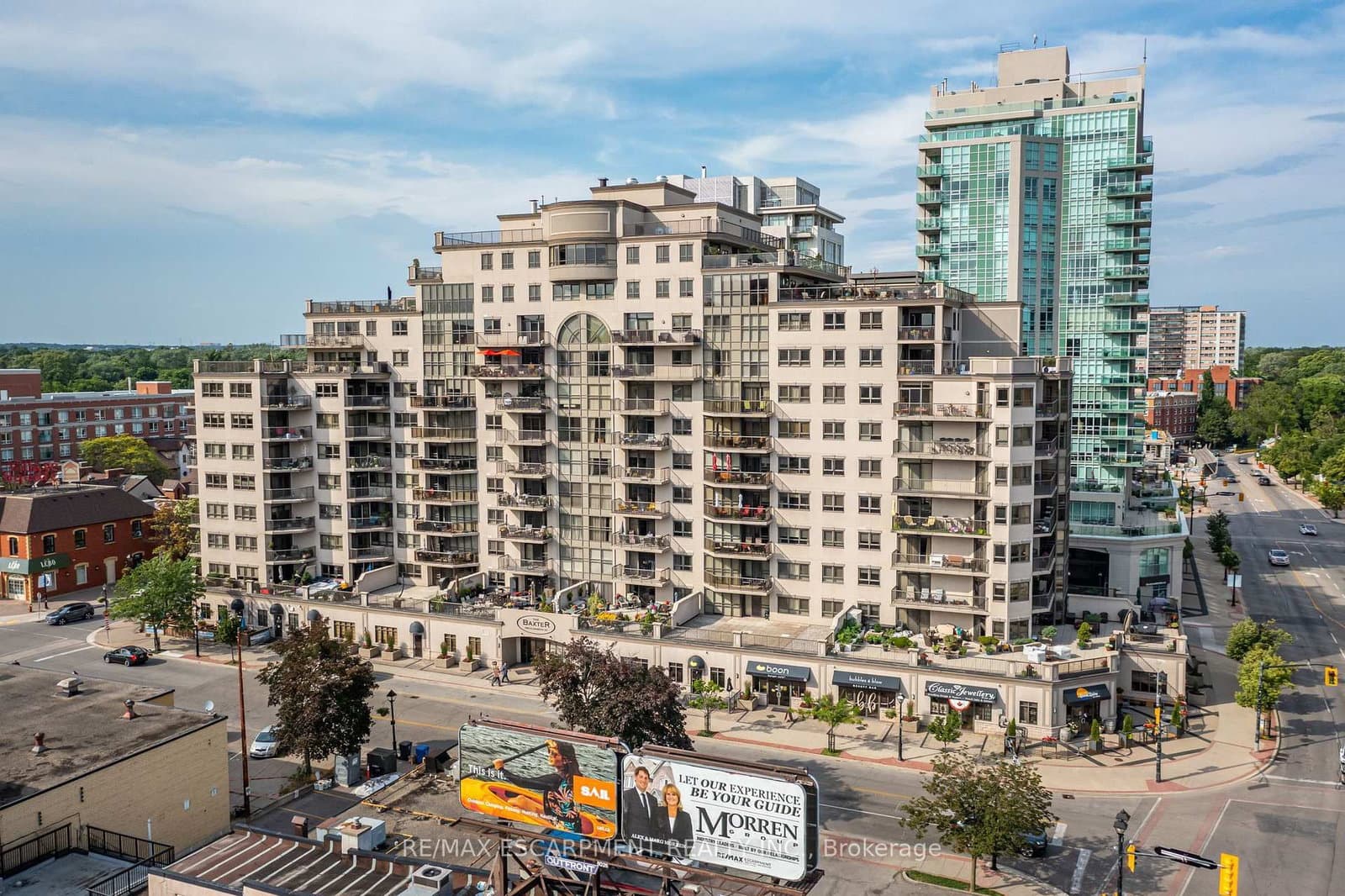 #610 - 399 Elizabeth Street