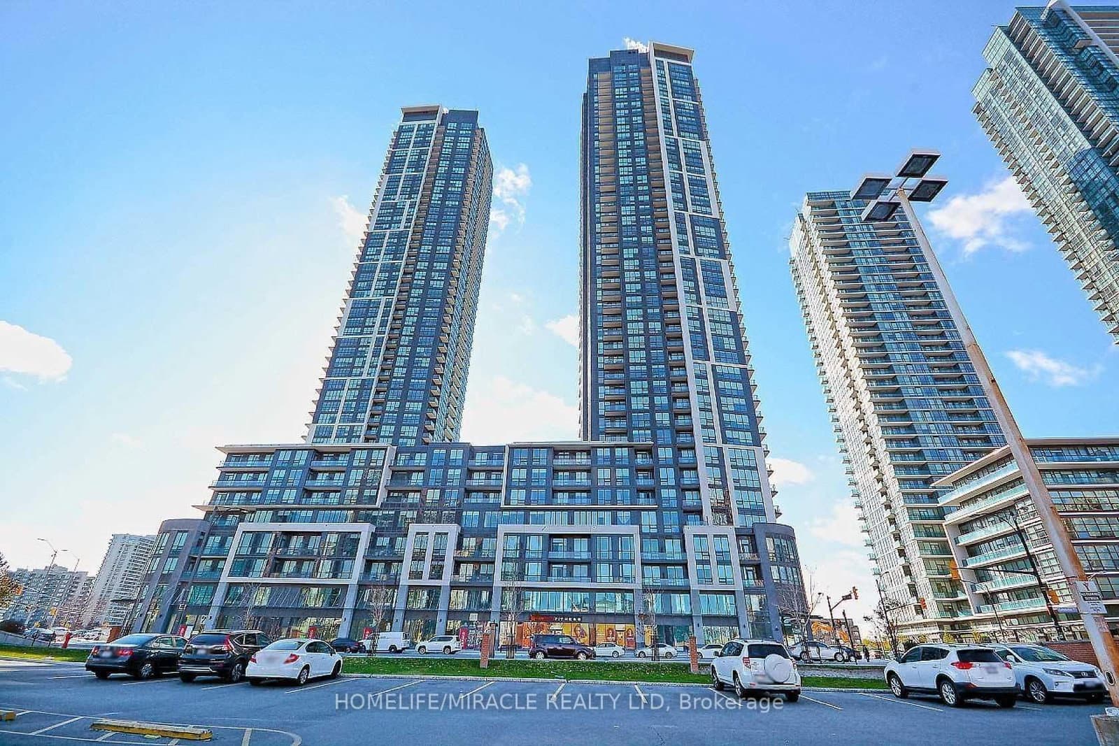 #2106 - 510 Curran Place