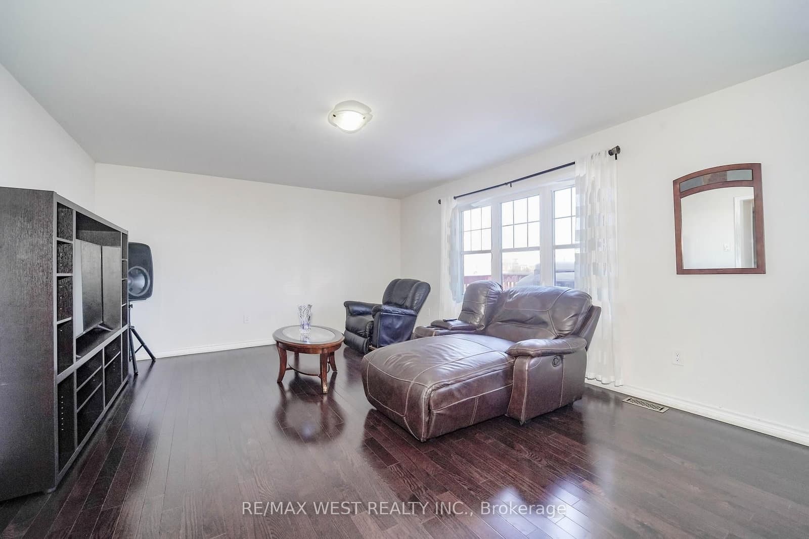 110 Tysonville Circle thumbnail 4