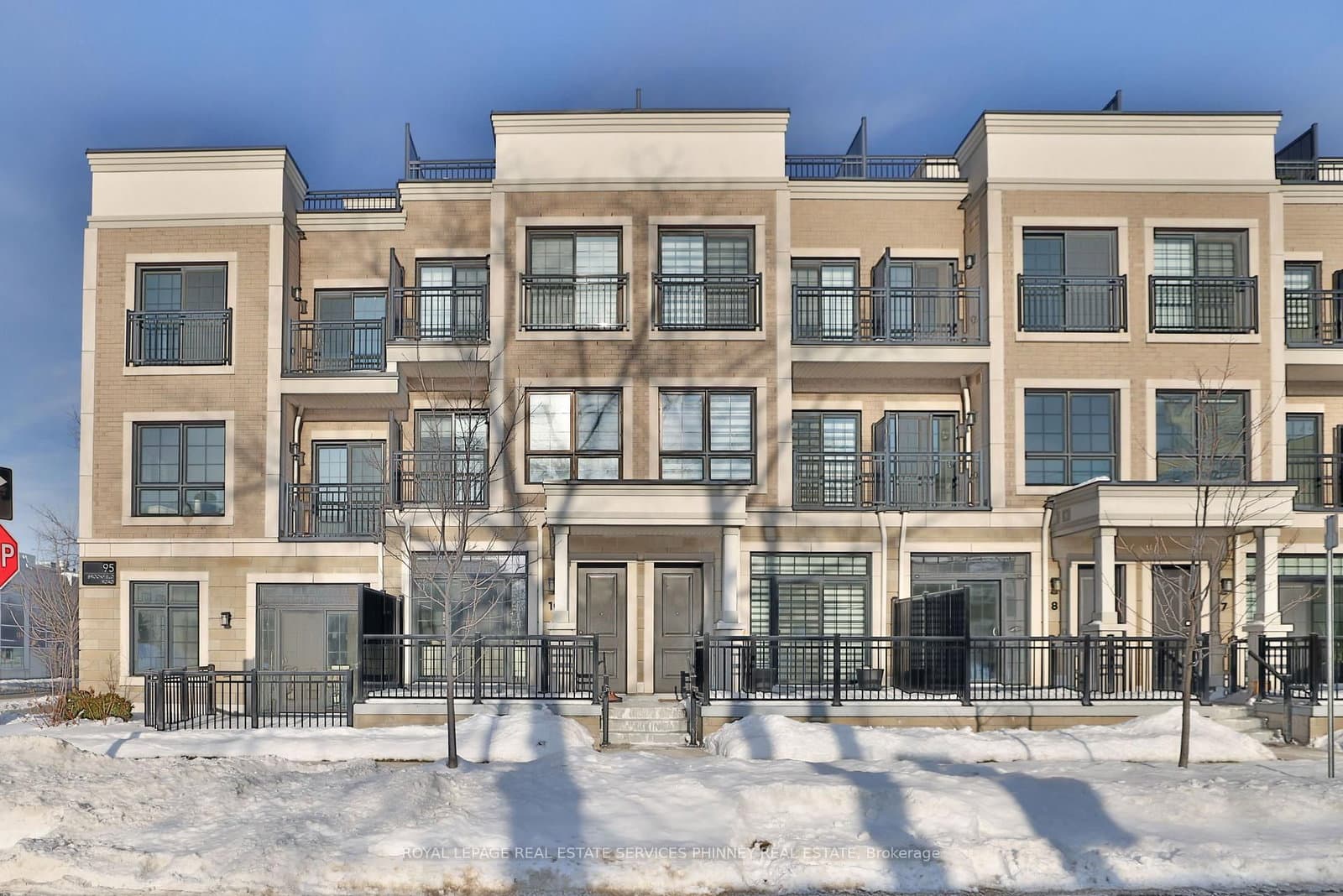 95 Brookfield Road, Unit 10