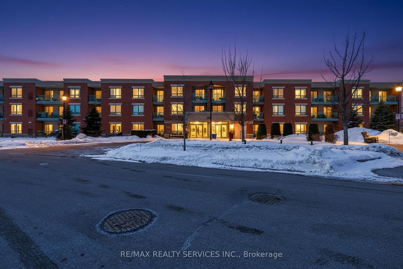 #315 - 50 Via Rosedale Way
