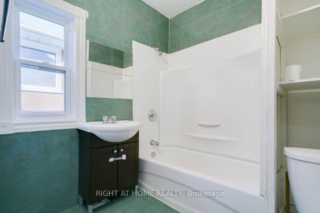 16 Forty Third Street thumbnail 12