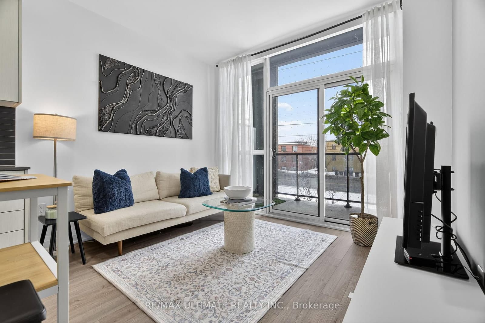 50 George Butchart Drive, Unit 106 thumbnail 12