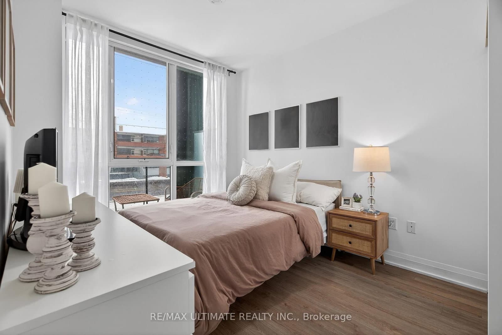 50 George Butchart Drive, Unit 106 thumbnail 14
