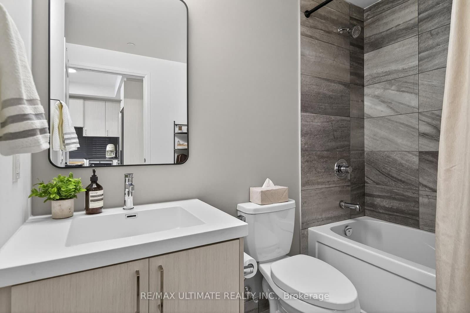 50 George Butchart Drive, Unit 106 thumbnail 20