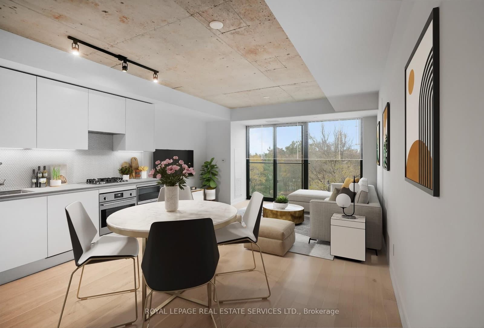 2720 Dundas Street W, Unit 302