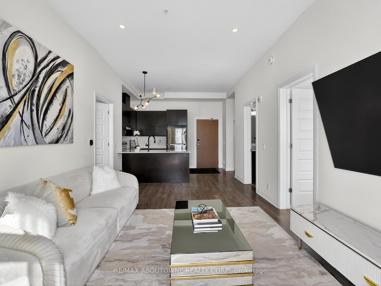1105 LEGER Way, Unit 631 thumbnail 10